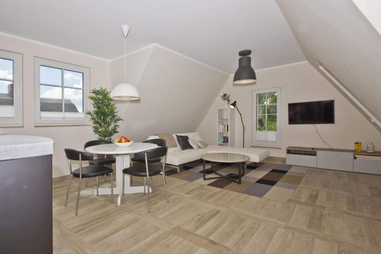 Ferienhaus Auszeit Fewo 03 - Dachterrasse, Ruhige Lage ミデルハーゲン エクステリア 写真